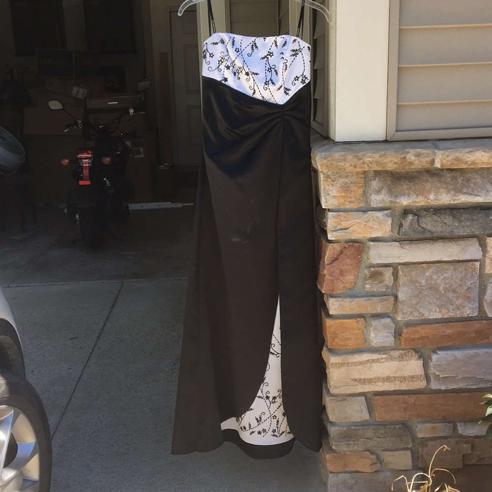 Black and white prom dress